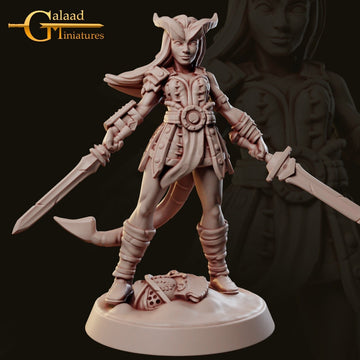 Female Fighter Miniature | Tabletop RPG Miniature | Galaad Miniatures | Roleplaying 3D Printed Fantasy Mini - 3DPrintDen