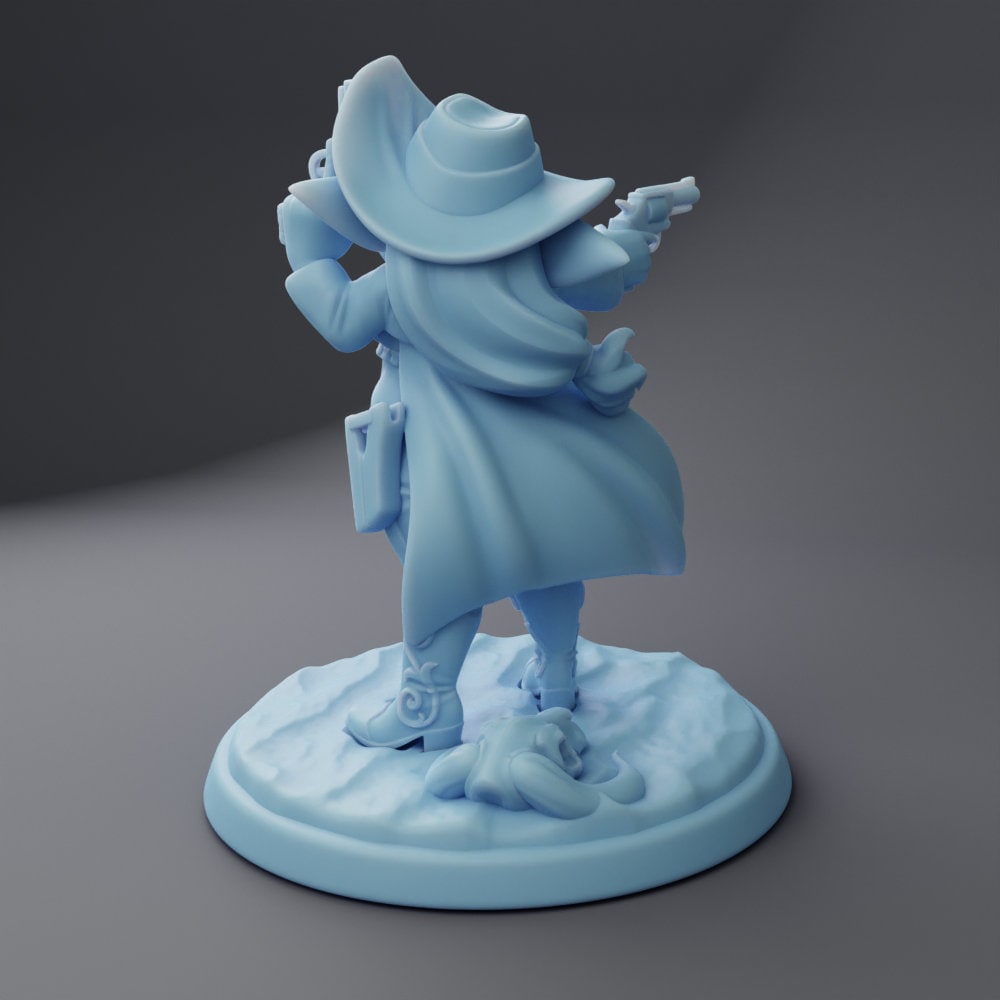 Female Goblin Gunslinger Miniature, Baretta | Twin Goddess Miniatures | Tabletop RPG Miniature | Roleplaying 3D Printed Fantasy Mini - 3DPrintDen