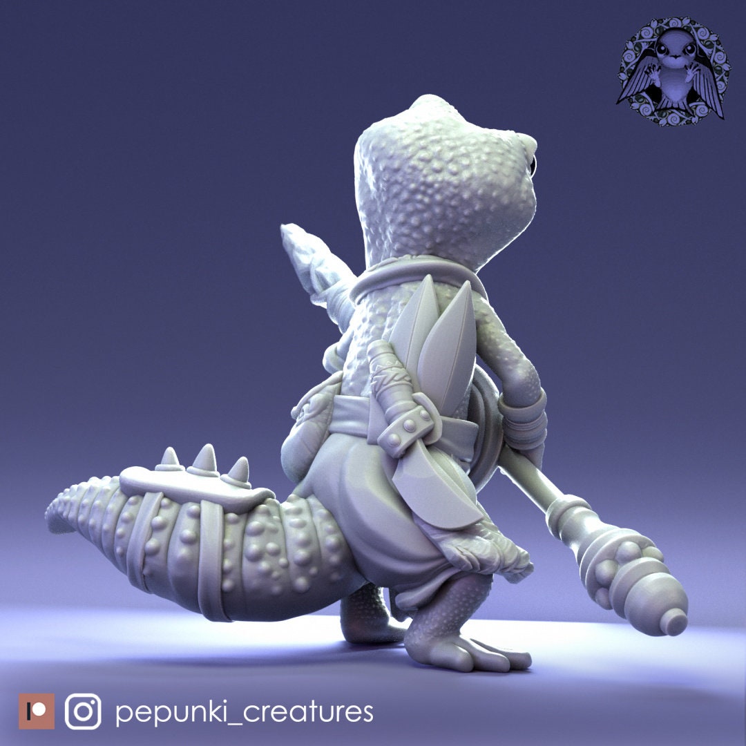 Gecko Spearman Miniature | Tabletop RPG Miniature | Pepunki Creatures | Roleplaying 3D Printed Fantasy Mini - 3DPrintDen