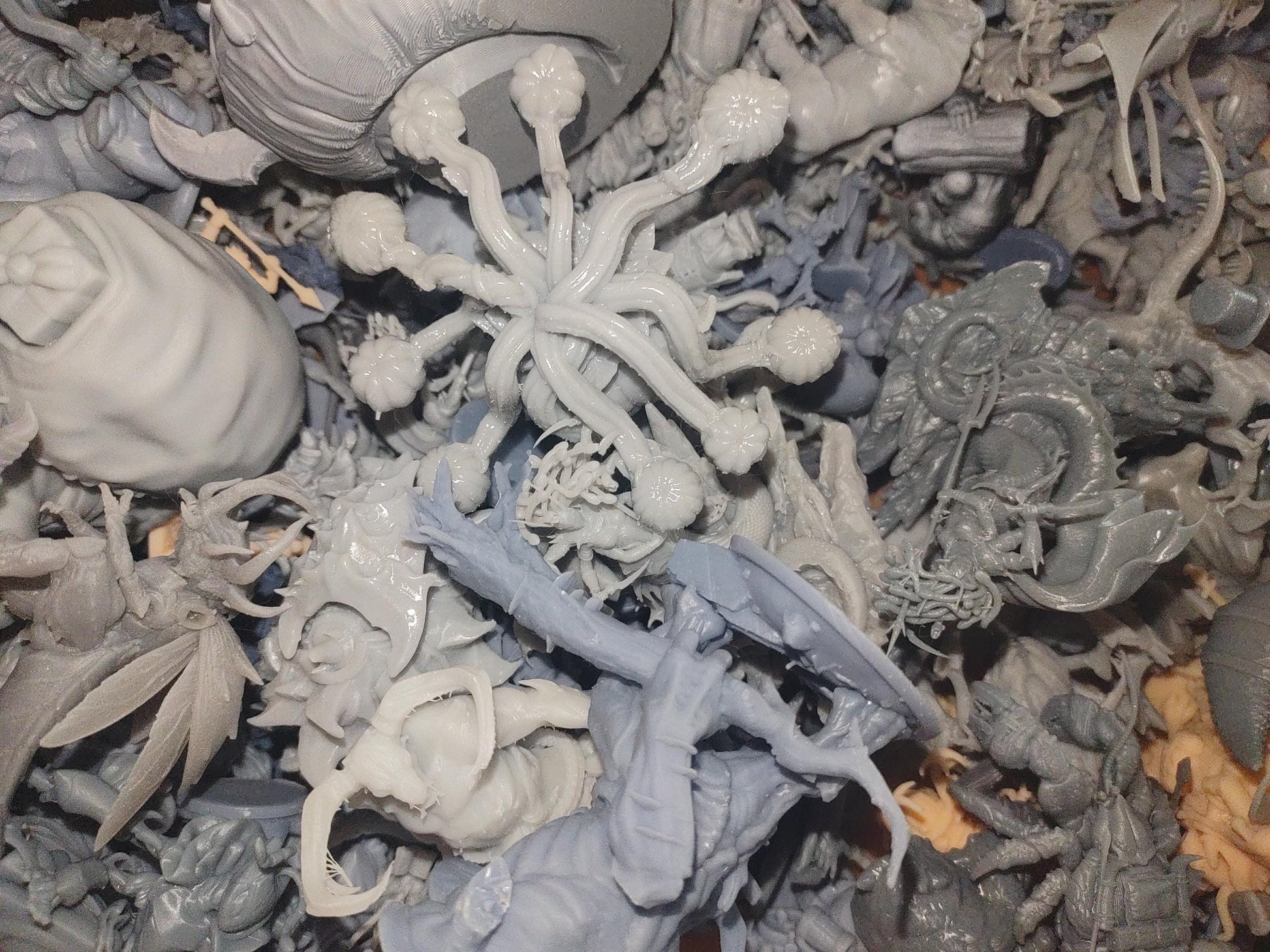 Practice parts | Kitbash pieces | Terrain or basing accessories | 3D printed miniature bits and pieces - 3DPrintDen