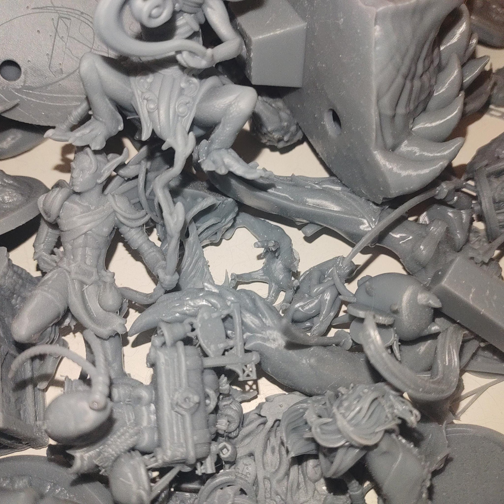 Practice parts | Kitbash pieces | Terrain or basing accessories | 3D printed miniature bits and pieces - 3DPrintDen