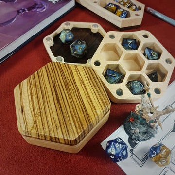 Wooden Dice Box | TTRPG DnD Dice Storage | Magnetic Case | Gaming Accessory | Gift Box | Solid Maple Exotic Wood - 3DPrintDen