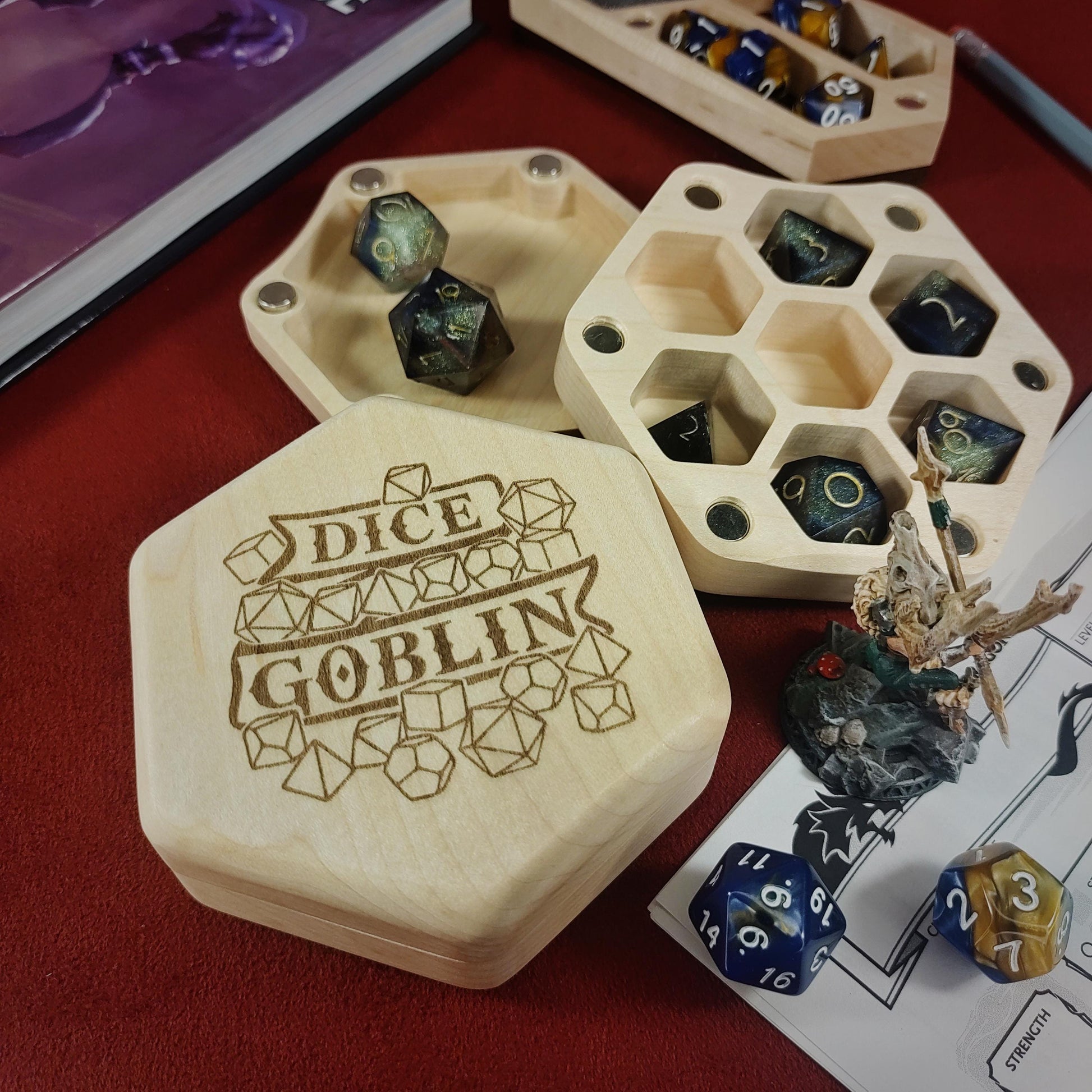 Engraved Wooden Dice Box | TTRPG DnD Dice Storage | Magnetic Case | Gaming Accessory | Gift Box | Solid Maple Exotic Wood - 3DPrintDen