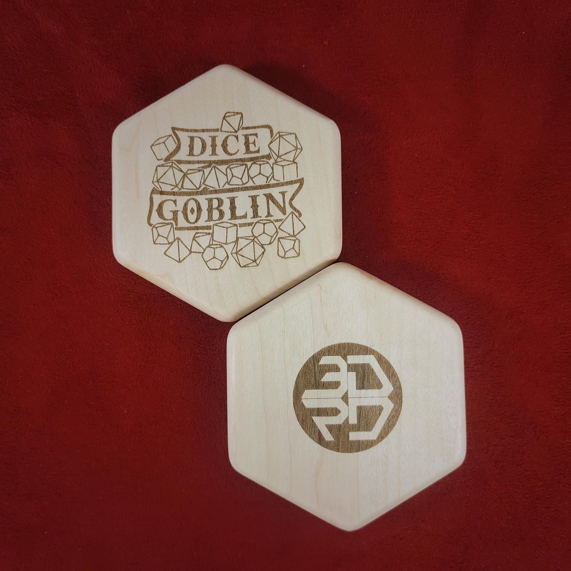 Engraved Wooden Dice Box | TTRPG DnD Dice Storage | Magnetic Case | Gaming Accessory | Gift Box | Solid Maple Exotic Wood - 3DPrintDen