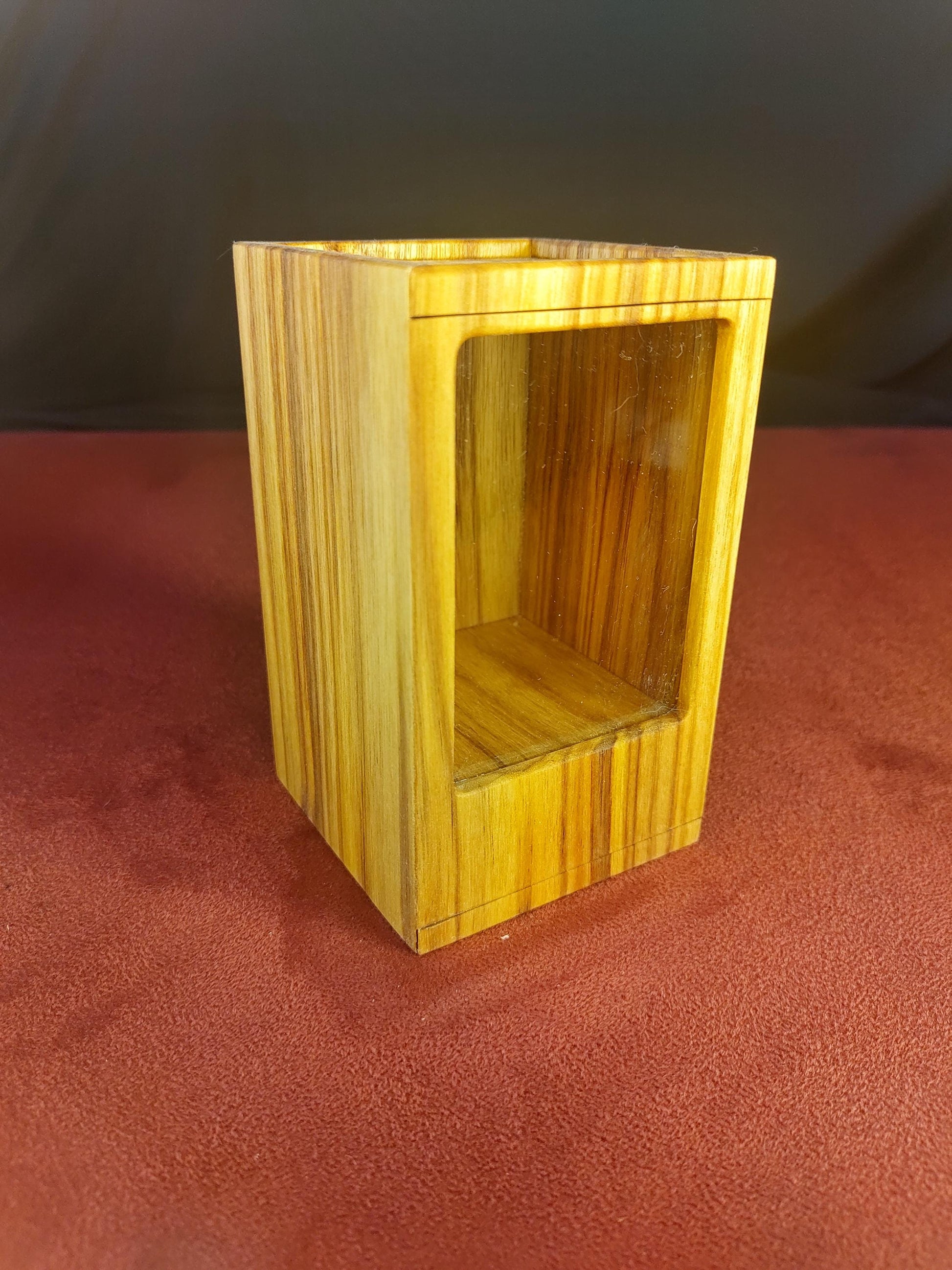 MTG Commander Premium Wooden Deck Box | Gaming Accessory | Gift Box | Solid Exotic Wood - 3DPrintDen