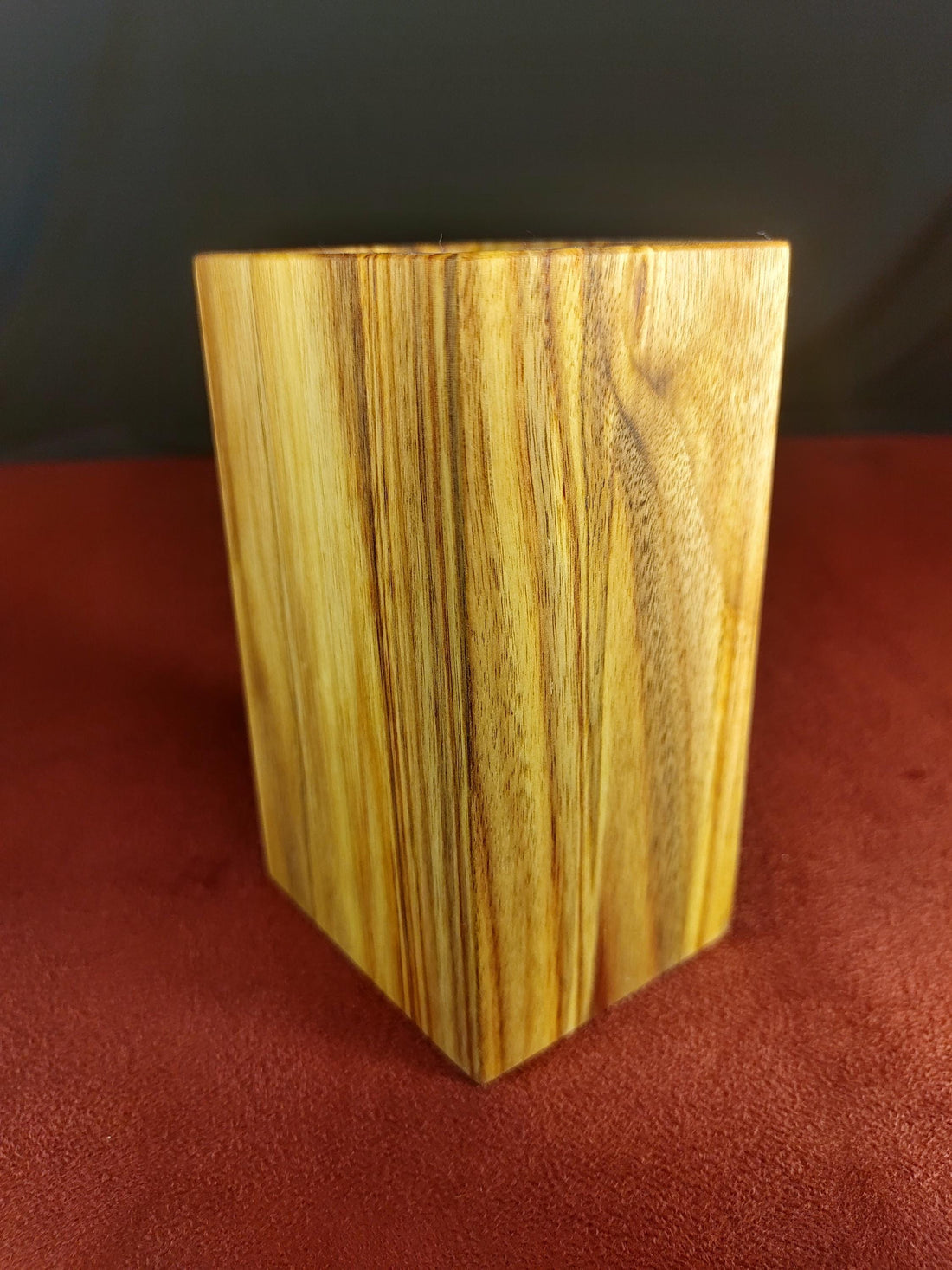 MTG Standard Premium Wooden Deck Box | Gaming Accessory | Gift Box | Solid Exotic Wood - 3DPrintDen