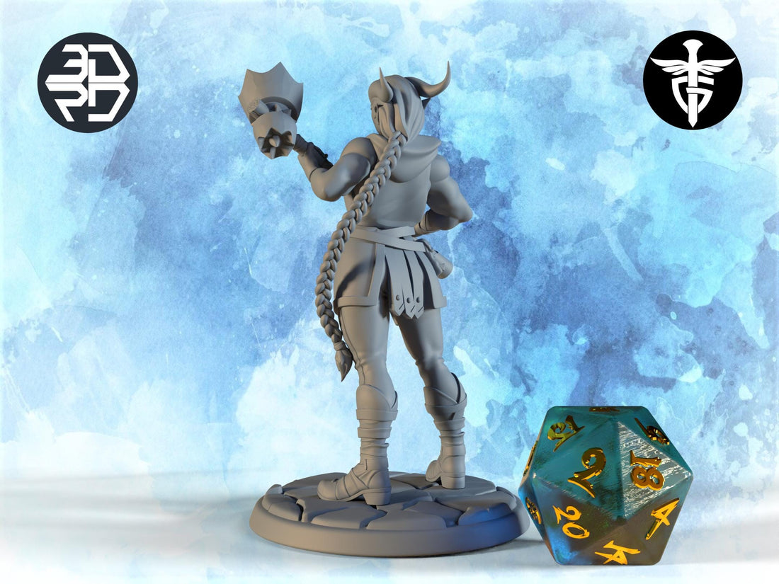 Female Breaker Miniature, Quni | Twin Goddess Miniatures | Tabletop RPG Miniature | Roleplaying 3D Printed Fantasy Mini - 3DPrintDen