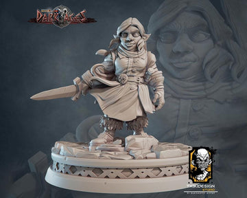 Female Gnome Warrior Miniature | Tabletop RPG Miniature | Javier Txiki Tejedor | Roleplaying 3D Printed Fantasy Mini - 3DPrintDen